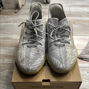 Adidas Yeezy Boost 350 V2 Sneakers